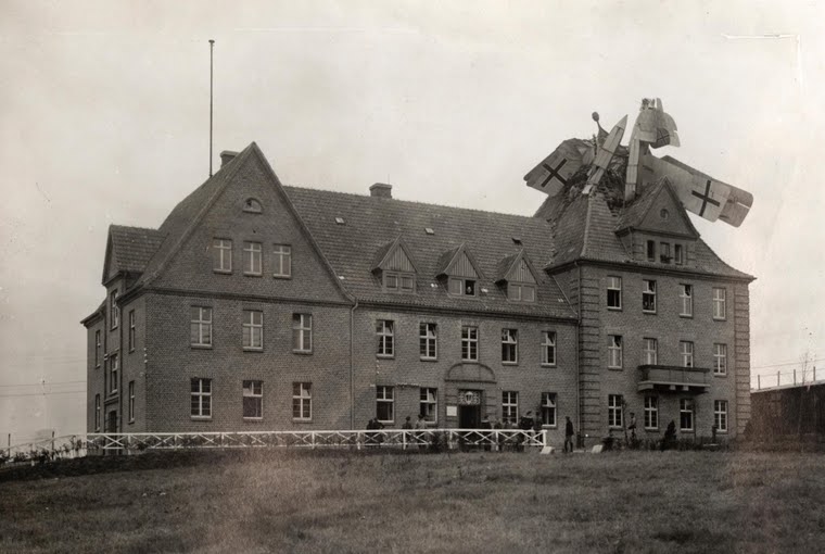 A building is pictured after a German 'Friedrichshafen' seaplane crashed into its roof (Reuters / Archive of Modern Conflict, London)